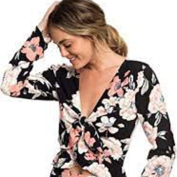NWT!! Roxy Floral Day Baby Long Sleeve Front Tie Top Size Medium - Picture 2 of 9